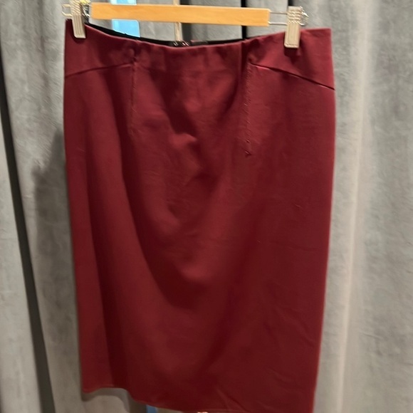 Ann Taylor Pencil Skirt - Picture 1 of 6